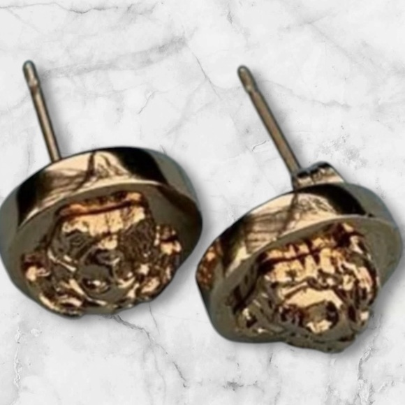 Like new!!!Versace Medusa Stud Earrings. Made in Italy. - Picture 5 of 5